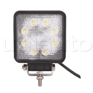 Phare de travail carré 8 leds - 10/30 Volts - L 110 x H 128 x Ep 45 mm - IP67